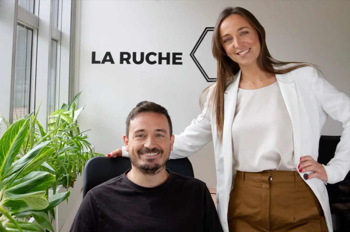 La Ruche team members working together